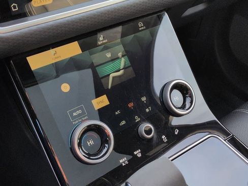 Used 2023 Land Rover Range Rover Velar S image 28