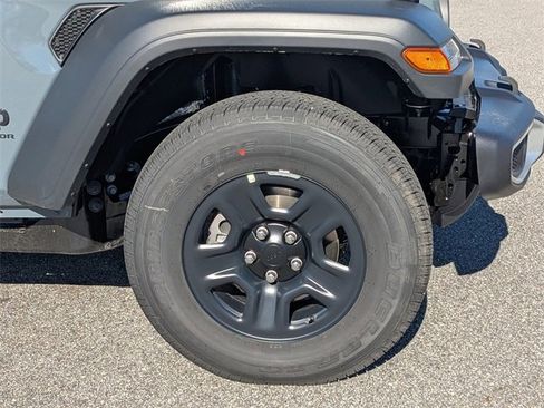 New 2026 Jeep Gladiator Sport image 11