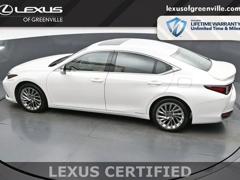 Certified 2022 Lexus ES 300h Ultra Luxury w/ Accessory Package 2 FWD image 45