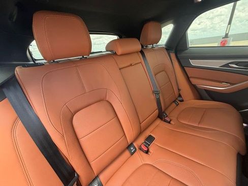 Used 2026 Jaguar F-PACE R-Dynamic S AWD/4WD image 17