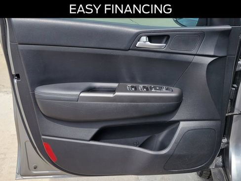 Used 2022 Kia Sportage LX FWD image 19
