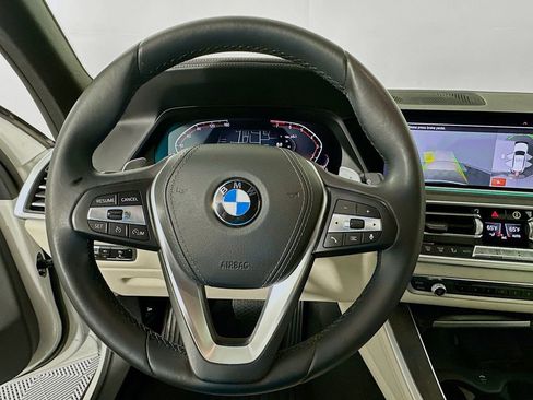 Used 2020 BMW X5 xDrive40i w/ Premium Package image 11