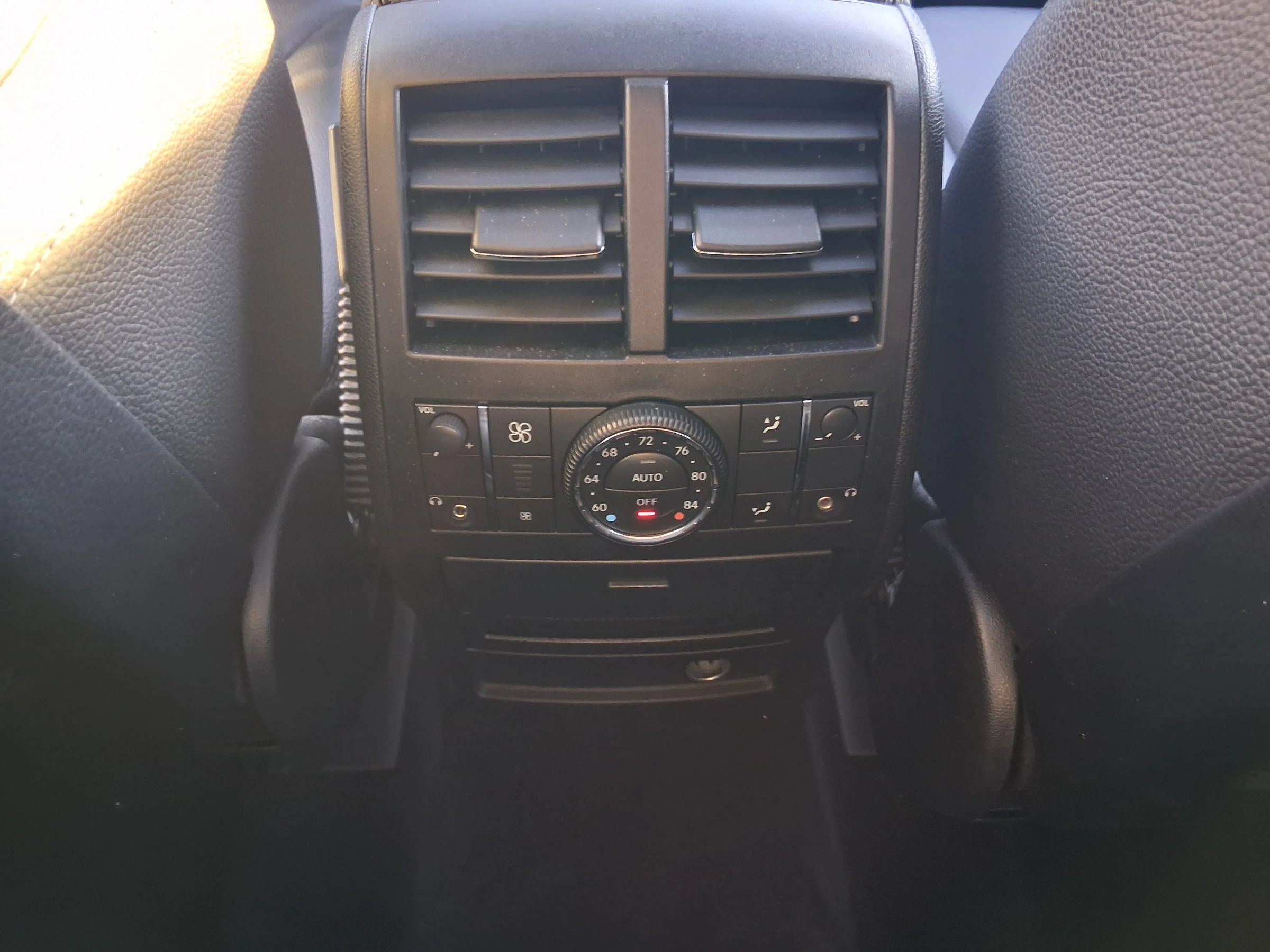 Used 2008 Mercedes-Benz GL 450 4MATIC image 19