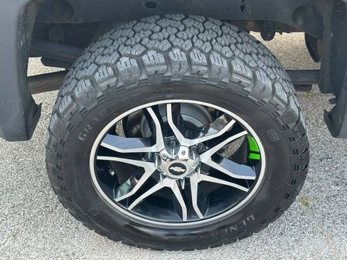 Used 2014 Chevrolet Silverado 1500 LTZ w/ LTZ Plus Package AWD/4WD image 28