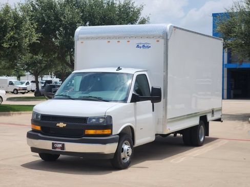 New 2026 Chevrolet Express 3500 w/ Power Convenience Package RWD image 10