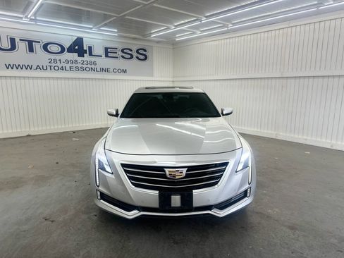 Used 2018 Cadillac CT6 Luxury image 2