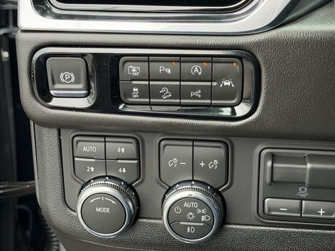 New 2026 GMC Yukon XL Elevation w/ Elevation Premium Package AWD/4WD image 28