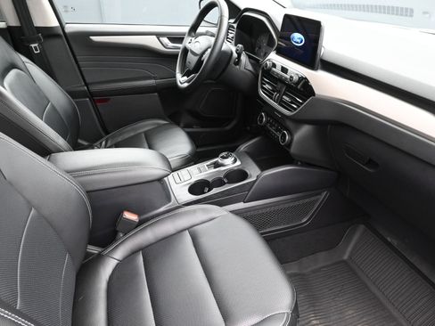 Used 2022 Ford Escape SEL image 27