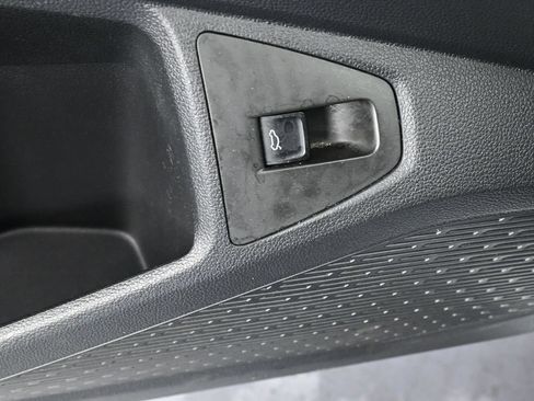 Used 2025 Volkswagen Jetta S FWD image 24