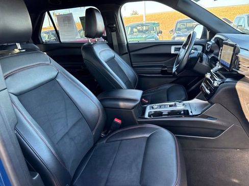 Used 2022 Ford Explorer ST-Line image 10