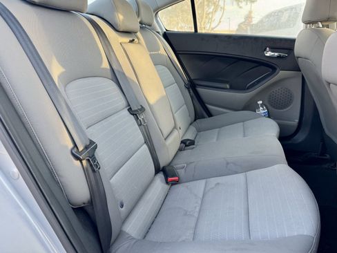 Used 2015 Kia Forte EX w/ UVO Package W/17" Alloys image 14