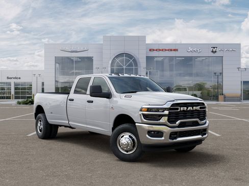 New 2026 RAM 3500 Tradesman AWD/4WD image 41