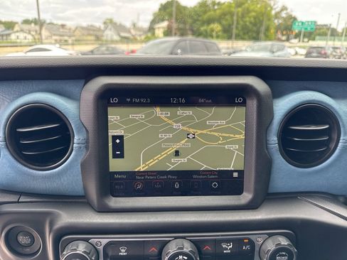 Used 2021 Jeep Wrangler Unlimited Sport AWD/4WD image 21