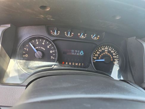 Used 2011 Ford F150 XL w/ HD Payload Pkg AWD/4WD image 11