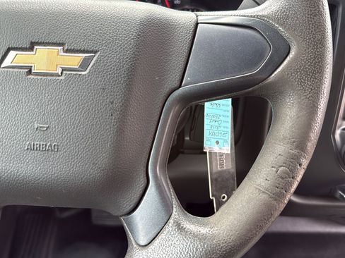 Used 2018 Chevrolet Silverado 2500 W/T w/ WT Convenience Package RWD image 9