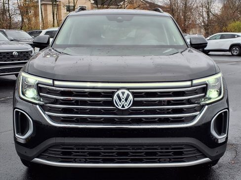 New 2026 Volkswagen Atlas SE image 2