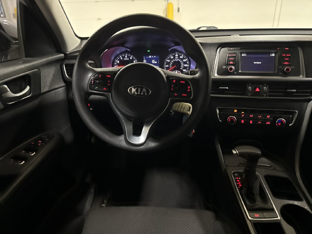 Used 2017 Kia Optima LX FWD image 11