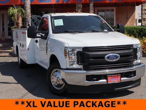 Used 2019 Ford F350 XL w/ XL Value Package image 2