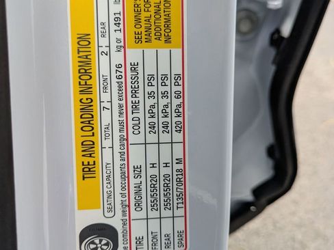 New 2026 Buick Enclave Sport Touring w/ Power Package image 25