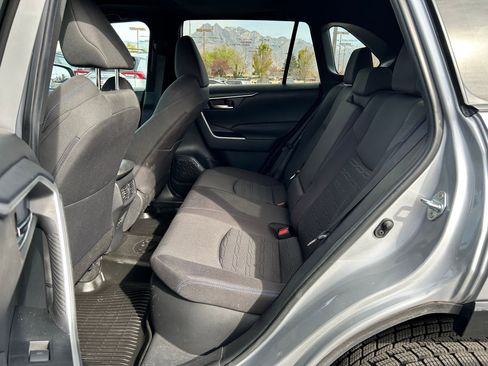 Certified 2024 Toyota RAV4 SE w/ Convenience Package AWD/4WD image 24
