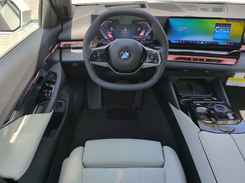 New 2027 BMW 530i xDrive w/ Premium Package AWD/4WD image 16