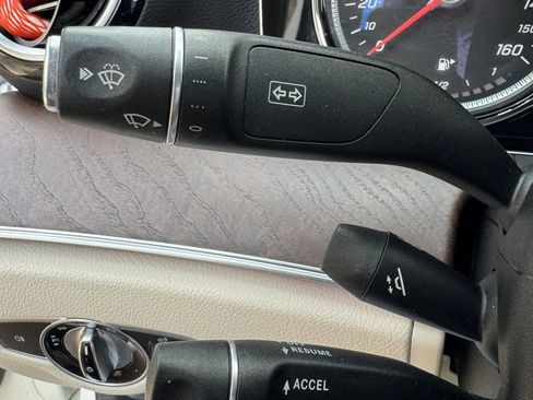 Used 2017 Mercedes-Benz E 300 image 45