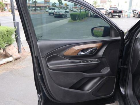 Used 2018 GMC Terrain SLE FWD image 12
