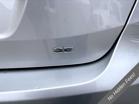 Used 2016 Ford Focus SE FWD image 8
