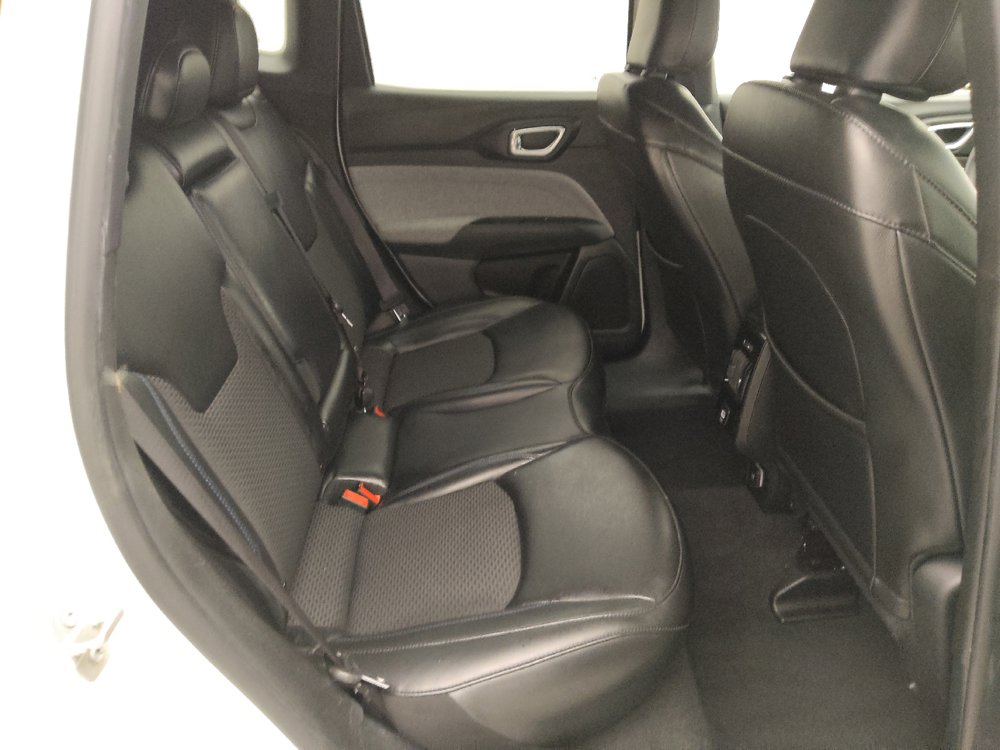 Used 2023 Jeep Compass Latitude AWD/4WD image 19