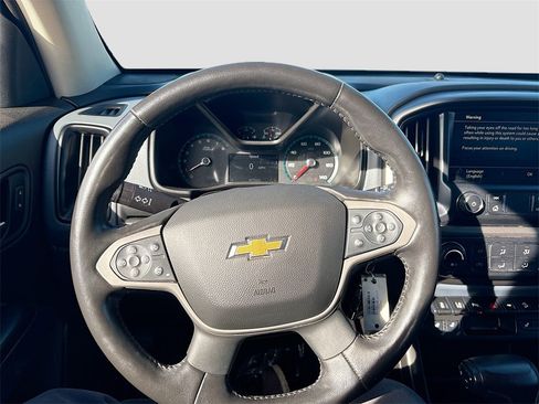 Used 2021 Chevrolet Colorado Z71 w/ Safety Package image 11
