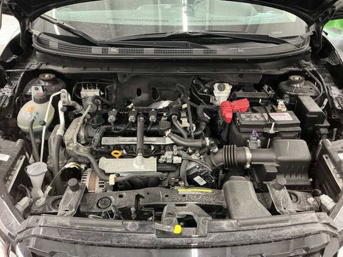 Used 2024 Nissan Kicks SR image 25