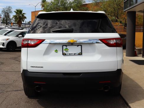 Used 2021 Chevrolet Traverse LS w/ LPO, Cargo Package FWD image 11