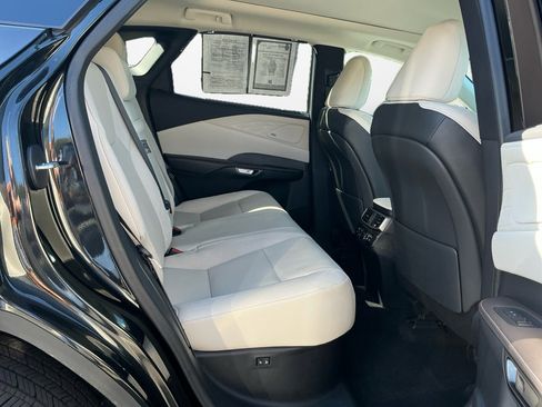 Used 2023 Lexus RX 350 Luxury image 14