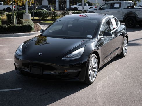 Used 2018 Tesla Model 3 Long Range image 5