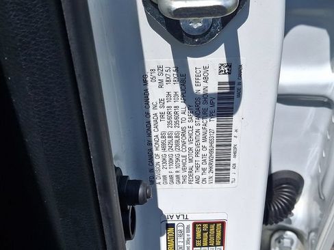 Used 2018 Honda CR-V Touring image 28