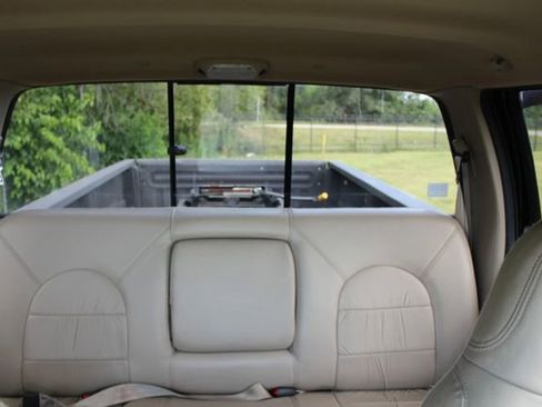 Used 2000 Ford F350 XL image 26
