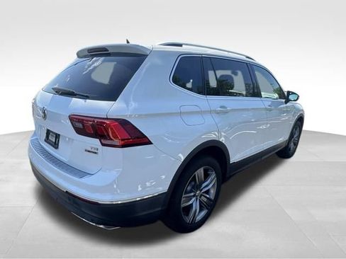 Used 2018 Volkswagen Tiguan SEL Premium AWD/4WD image 7