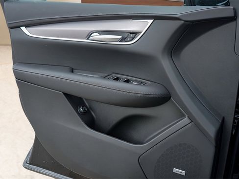 New 2026 Cadillac XT5 Luxury w/ LPO, Floor Liner Package image 25