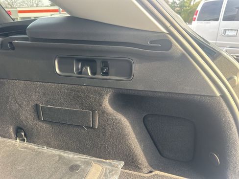 Used 2023 Mercedes-Benz GLC 300 GLC 300 image 16