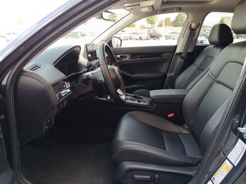 Used 2024 Honda Civic Touring image 8