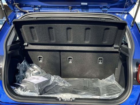 New 2026 Hyundai Venue SEL FWD image 17