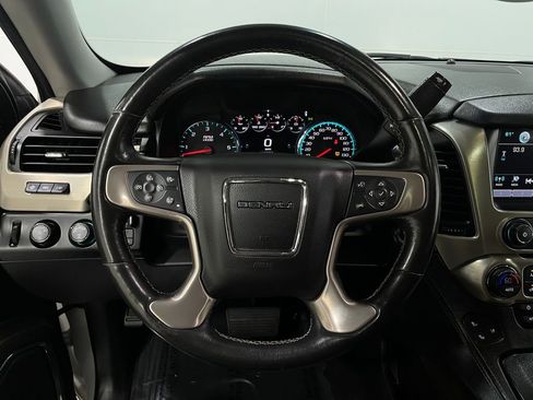 Used 2018 GMC Yukon Denali w/ Denali Ultimate Package image 24