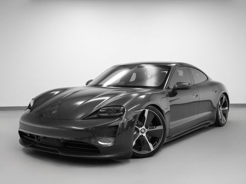 Used 2023 Porsche Taycan GTS image 1