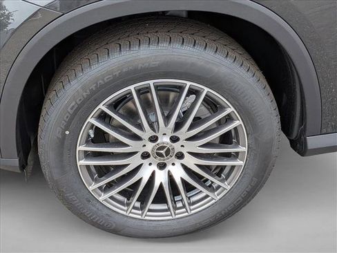 Used 2026 Mercedes-Benz GLC 300 image 9
