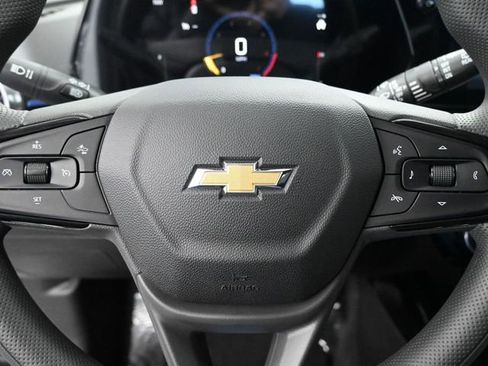 New 2026 Chevrolet Trax LT w/ Driver Confidence Package FWD image 28