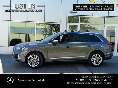 Used 2020 Audi Q7 3.0T Premium w/ Convenience Package AWD/4WD image 3