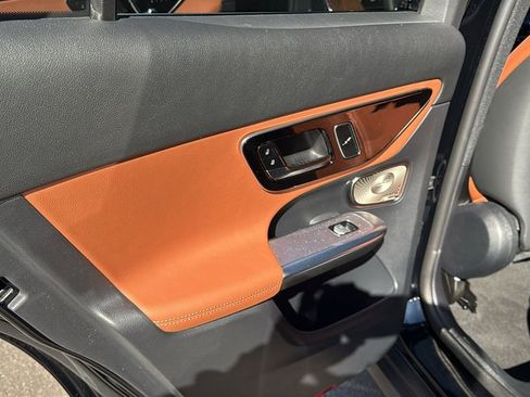 Certified 2025 Mercedes-Benz GLC 300 image 16