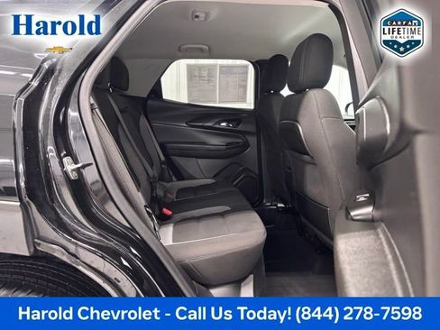 Used 2024 Chevrolet TrailBlazer LT w/ Convenience Package FWD image 9