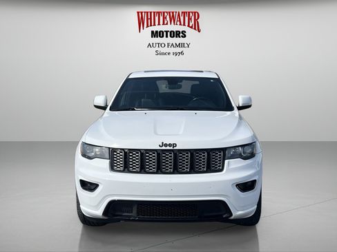 Used 2020 Jeep Grand Cherokee Altitude image 8