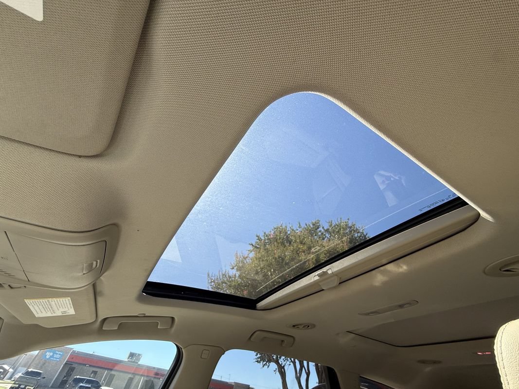 Used 2019 Buick Enclave Essence FWD image 16